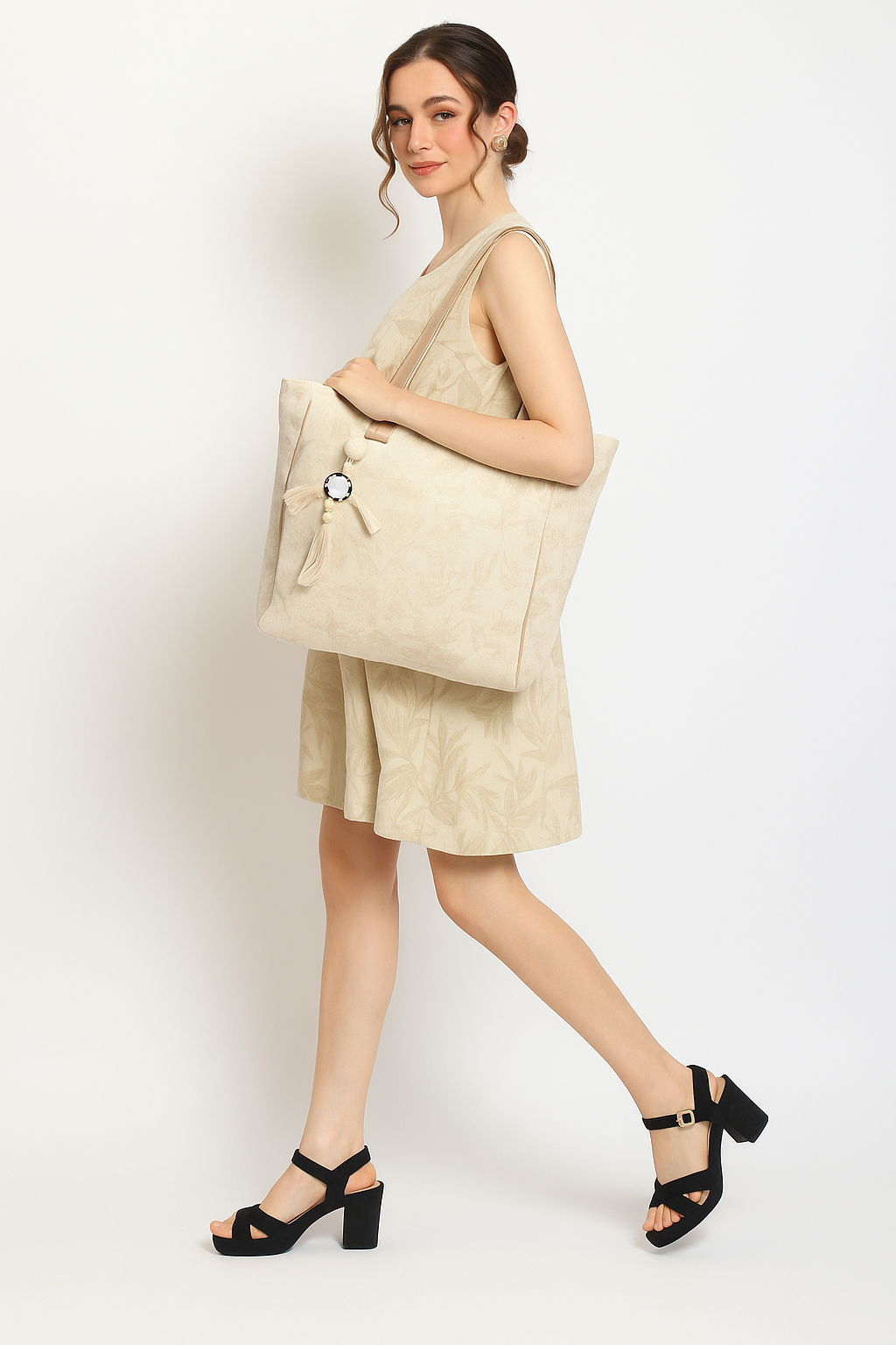 Meadow Muse Tote